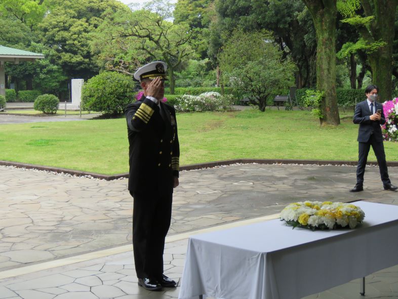 4月22日、米インド太平洋軍司令官 アクィリノ海軍大将 参拝・献花