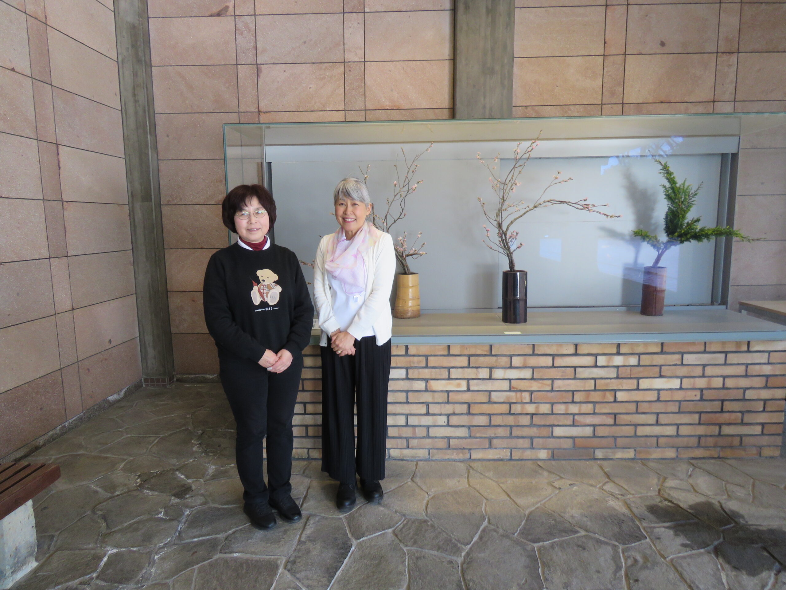 ３月７日（土）の生け花（花古流、代表：今井 草悦先生）