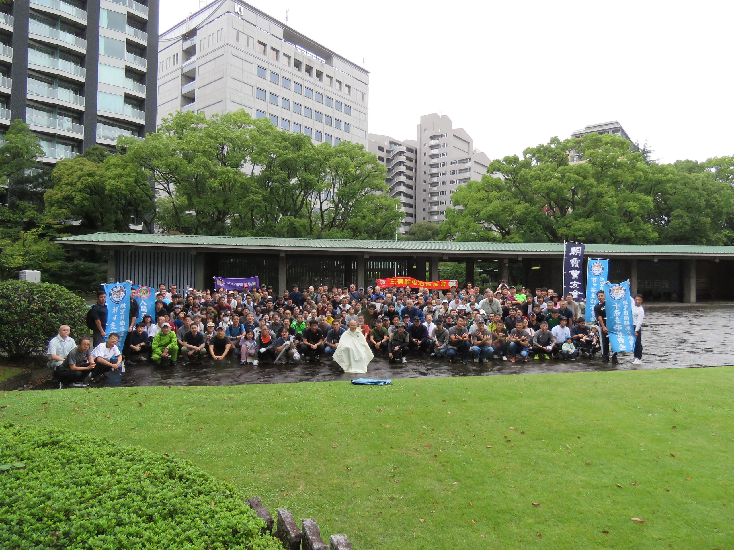 9月の千鳥ヶ淵墓苑清掃奉仕会